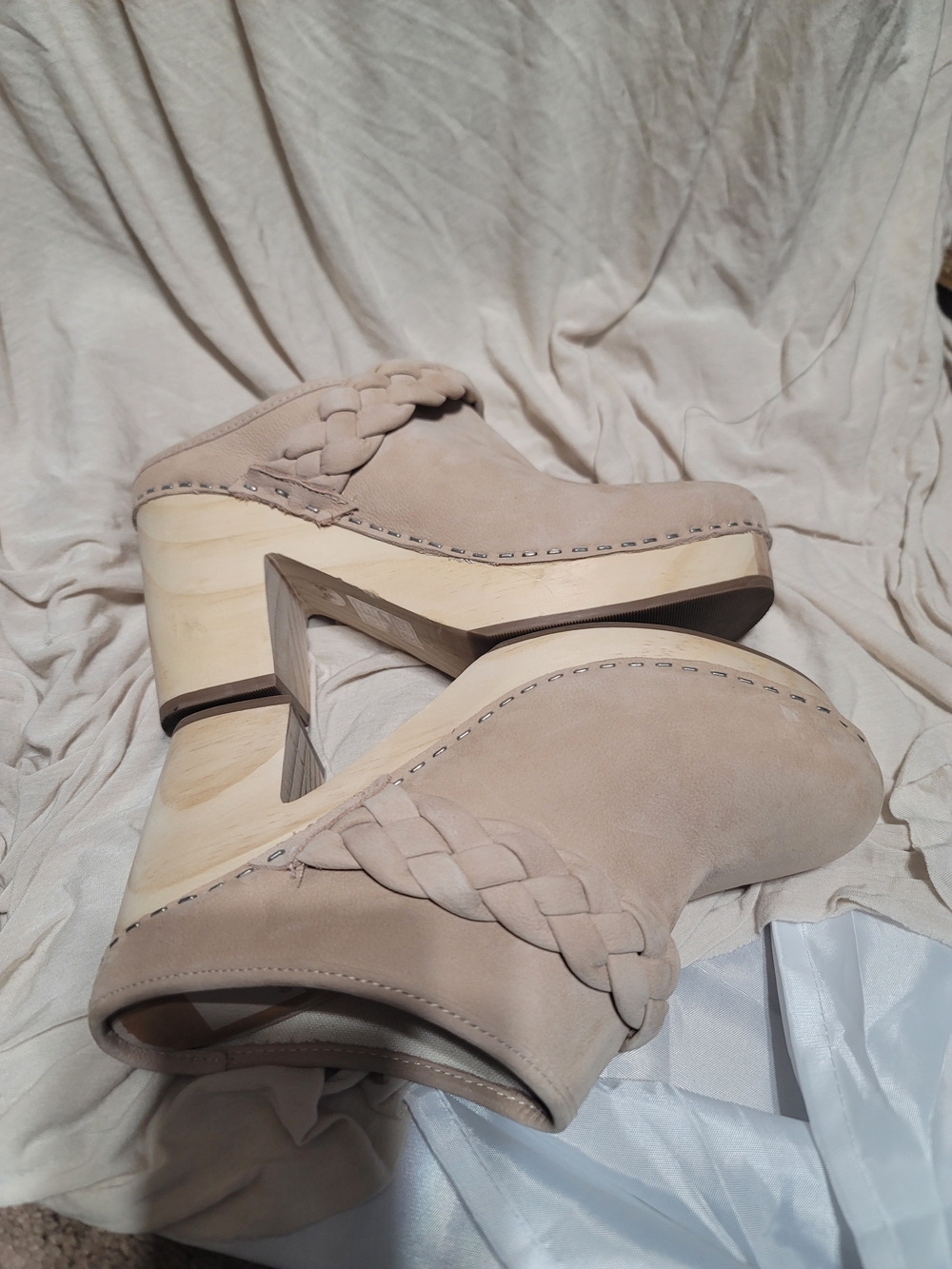 Dolce Vita Braided Leather Platform Clogs Nude Beige Suede Wood Heel EUC 8.5 - Picture 11 of 13
